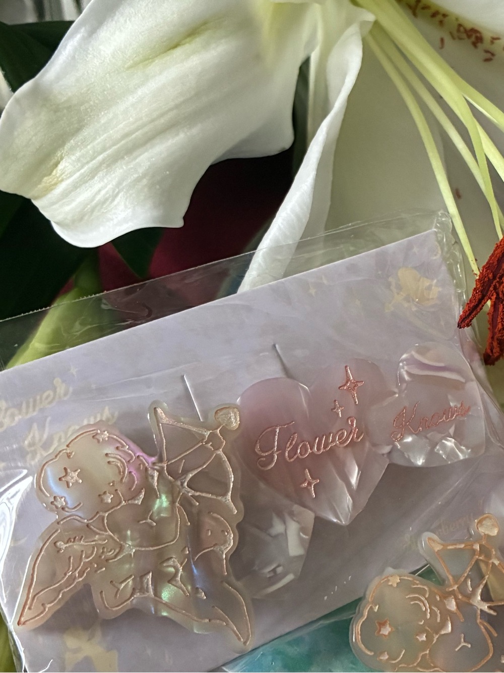 NWT Flower Knows Cupid Angel Acrylic Hair Clip -OS